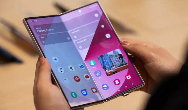 Samsung Bombayı Patlatıyor! Katlanabilir Galaxy Ultra İçin Geri Sayım Başladı